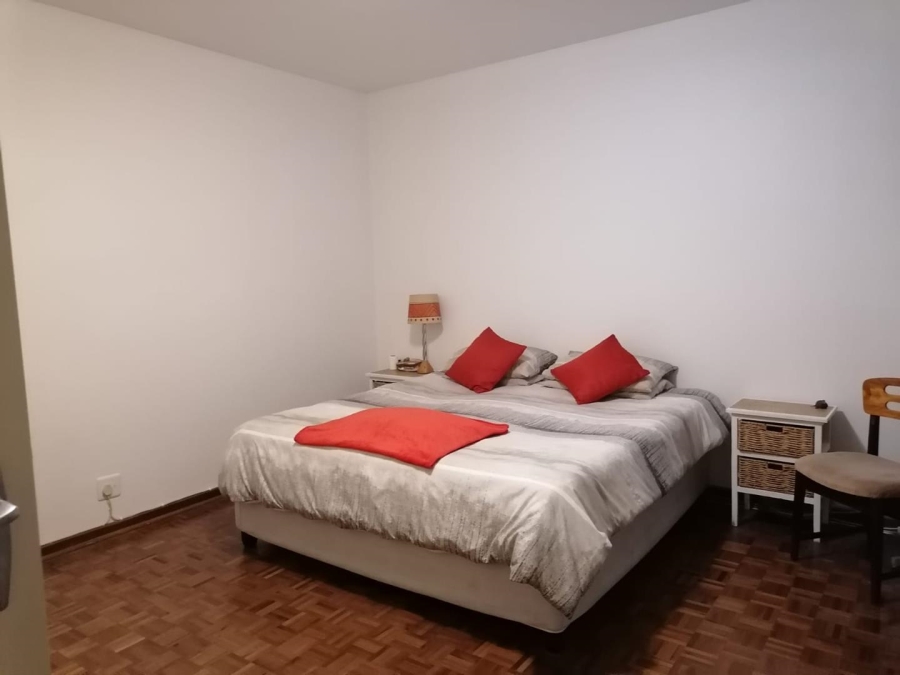 To Let 1 Bedroom Property for Rent in Humewood Eastern Cape